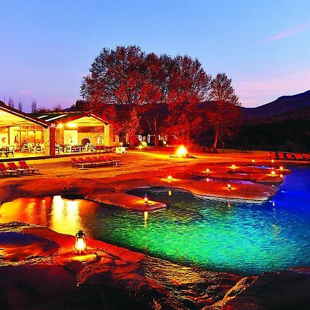 Hotel First Group Bushman'S Nek Garden Castle Exterior foto